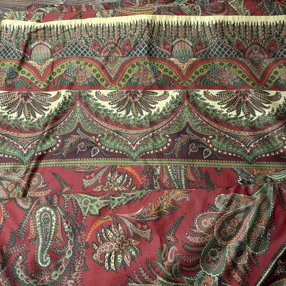 POTTERY BARN Caroline Paisley Duvet Cover King  Red Green Cotton Sateen